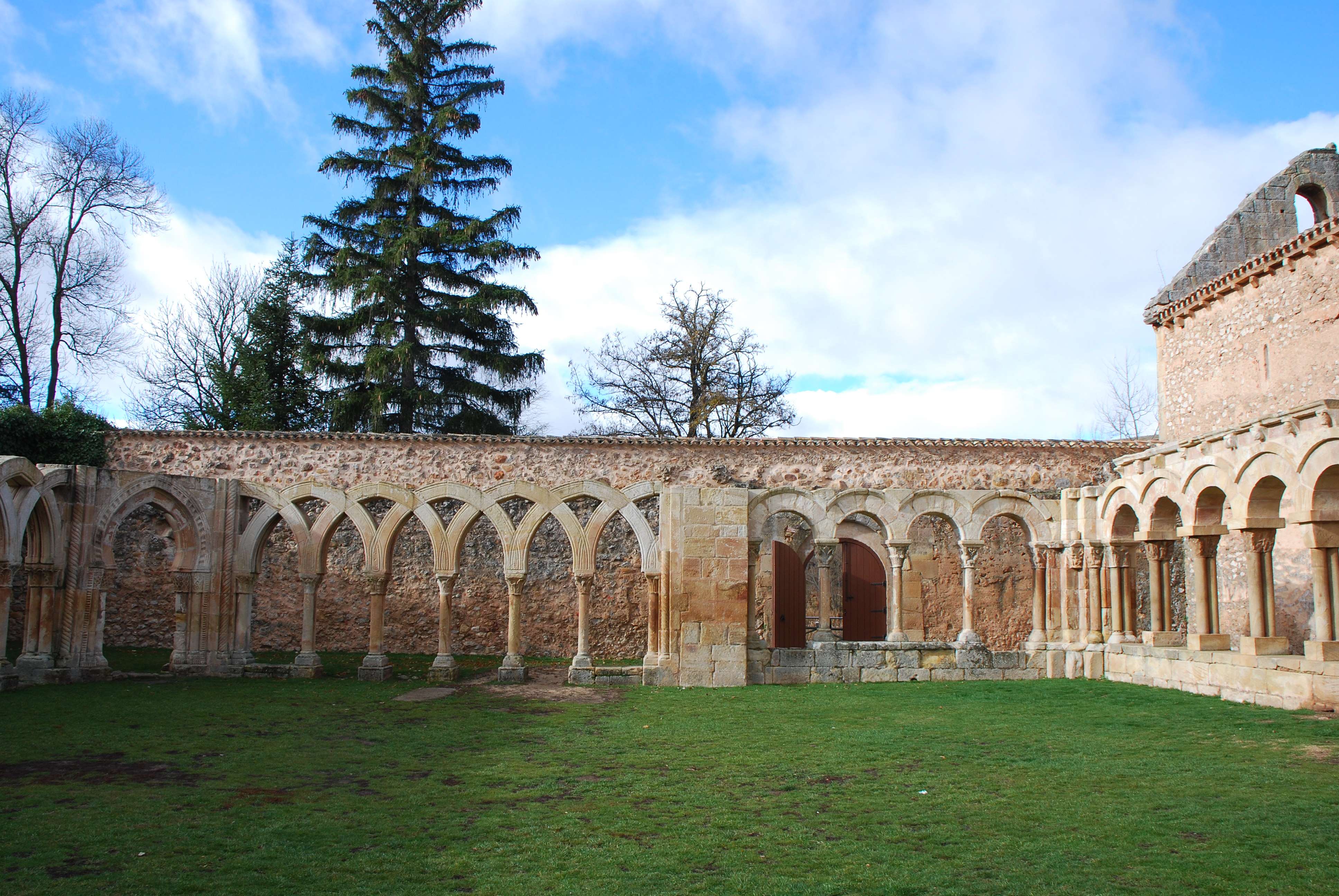 Monasterio de San Juan de Duero. Un enigma - Blogs of Spain - Monasterio de San Juan de Duero (12)